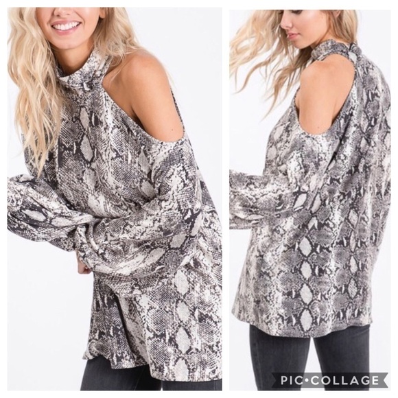 1 Left! Snakeskin Print One Shoulder Top - Picture 2 of 3